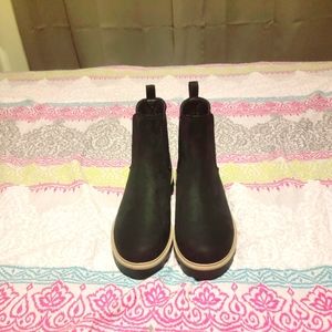 Pull On Suede Chelsea Boots